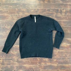 Aritzia ~ Group By Babaton Thurlow Sweater